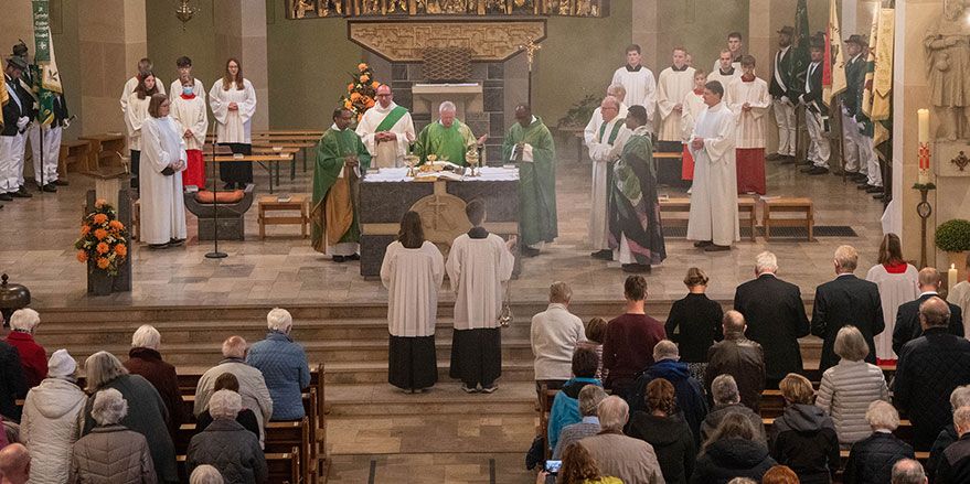 Dechant Johannes Arntz verabschiedete sich am Samstag, 1. Oktober 2022, in einem Gottesdienst von den Coesfeldern.